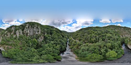 Les gardiens des gorges de la Sioule [30-07-2022](1130).jpg